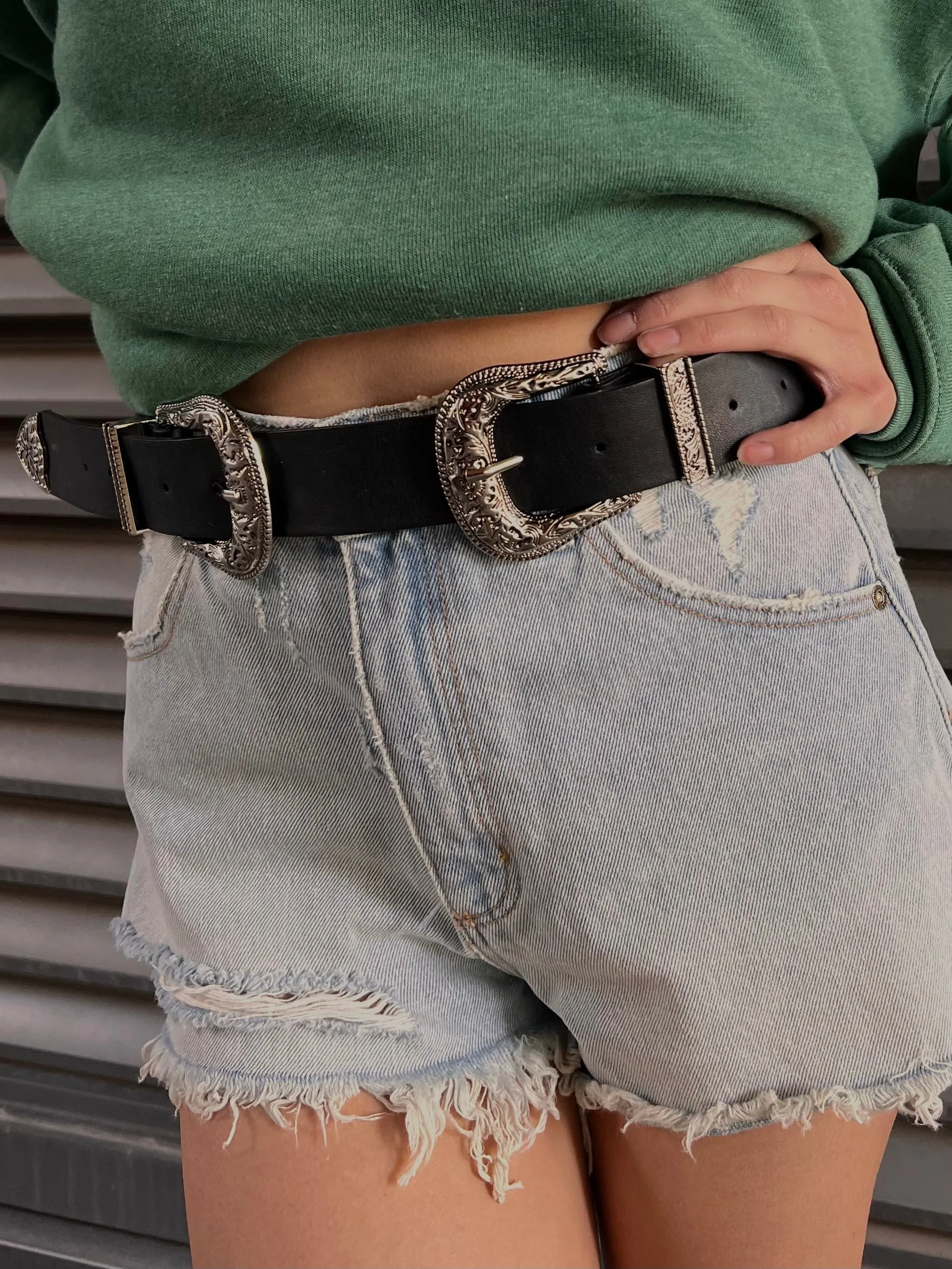 27 Floral Embossed Double Buckle Belt