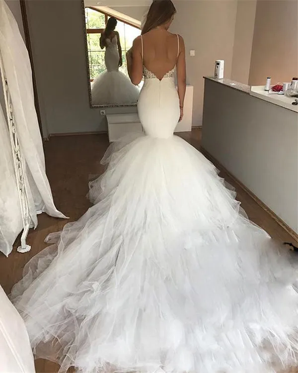 Adorable Fit And Flare Tulle Wedding Dresses Mermaid Lace Appliques Bodice Spaghetti Straps Bridal Gown