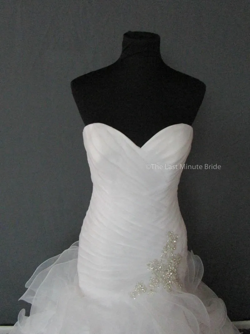 Allure Bridals 8915