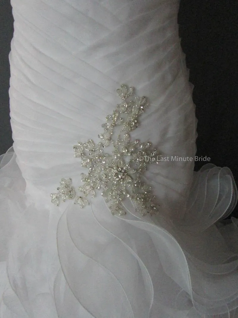 Allure Bridals 8915