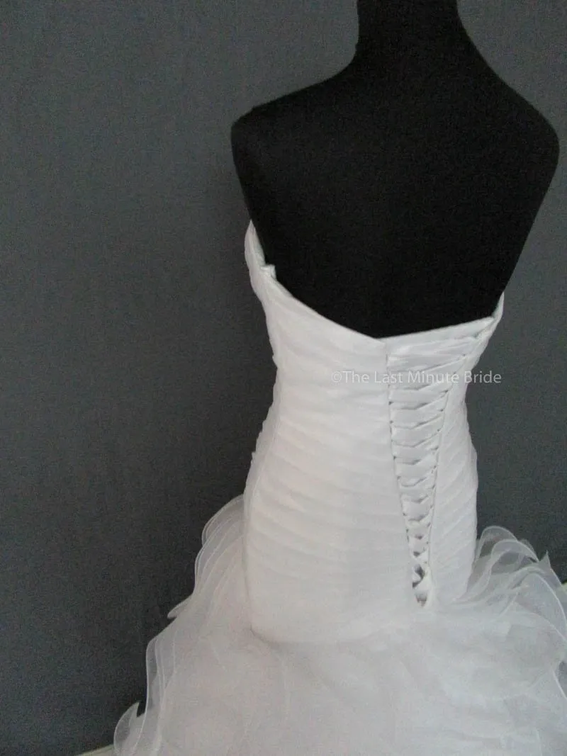 Allure Bridals 8915