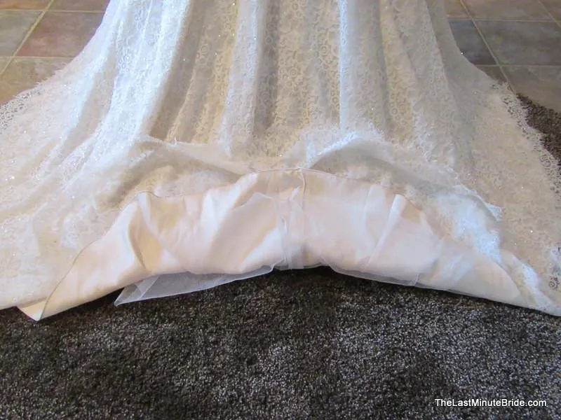 Allure Bridals 9201