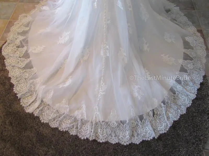 Allure Bridals 9251 size 14