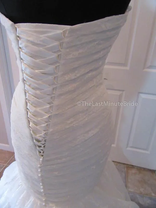 Allure Bridals 9251 size 14
