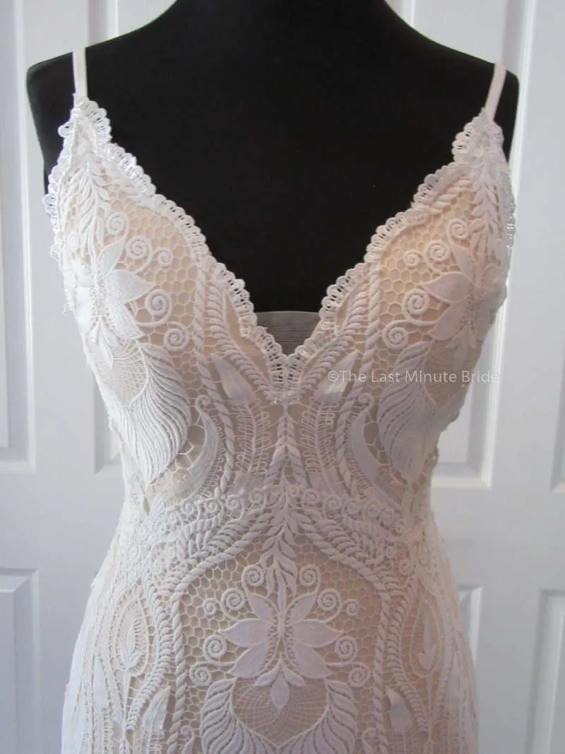 Ambrosia by The Last Minute Bride (Made to Order Any Size)