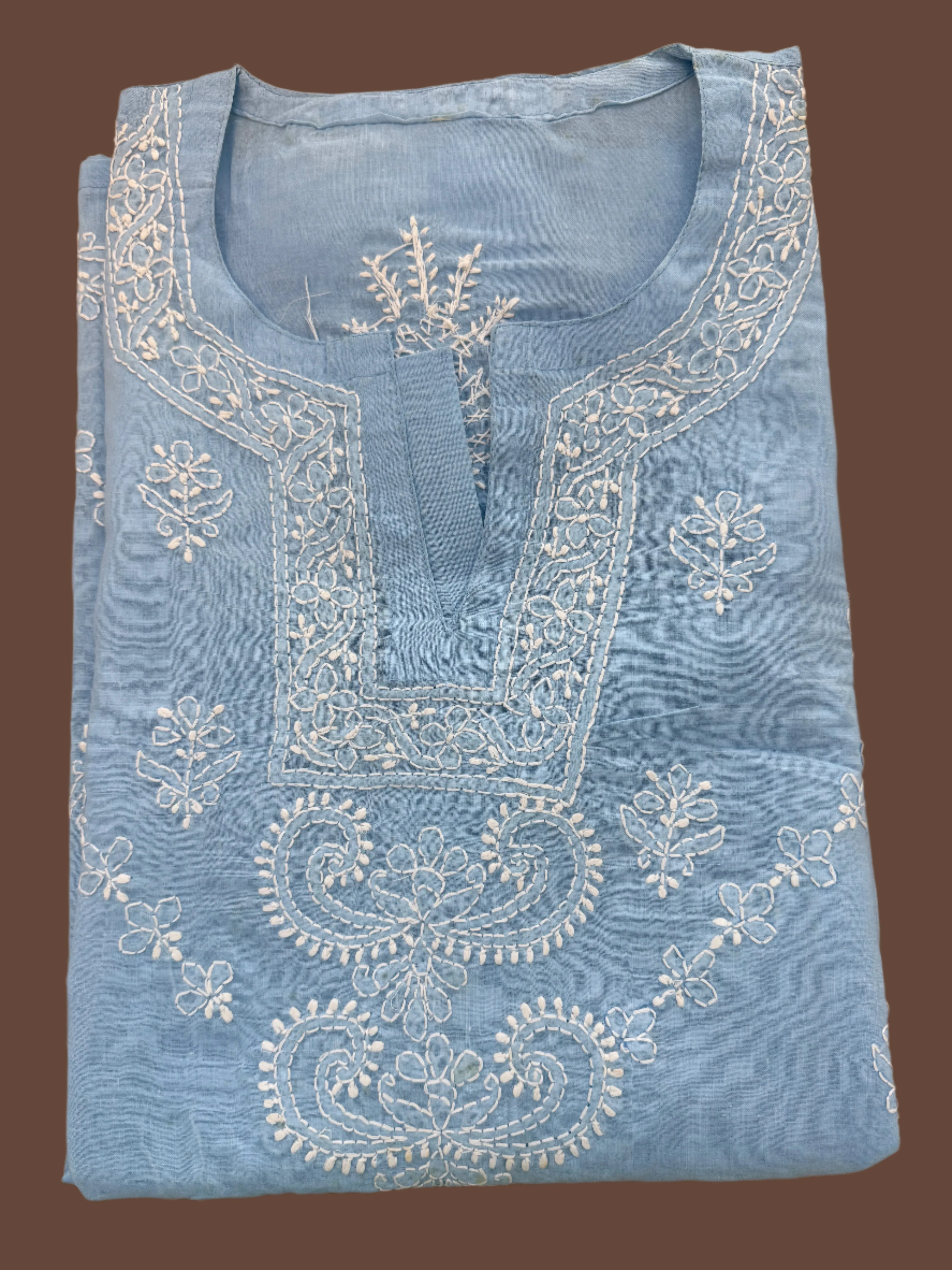 Azaura – Airy Sky Blue Chikankari Short Sleeve Kurta | A Breeze of Tranquil Charm 🌤️