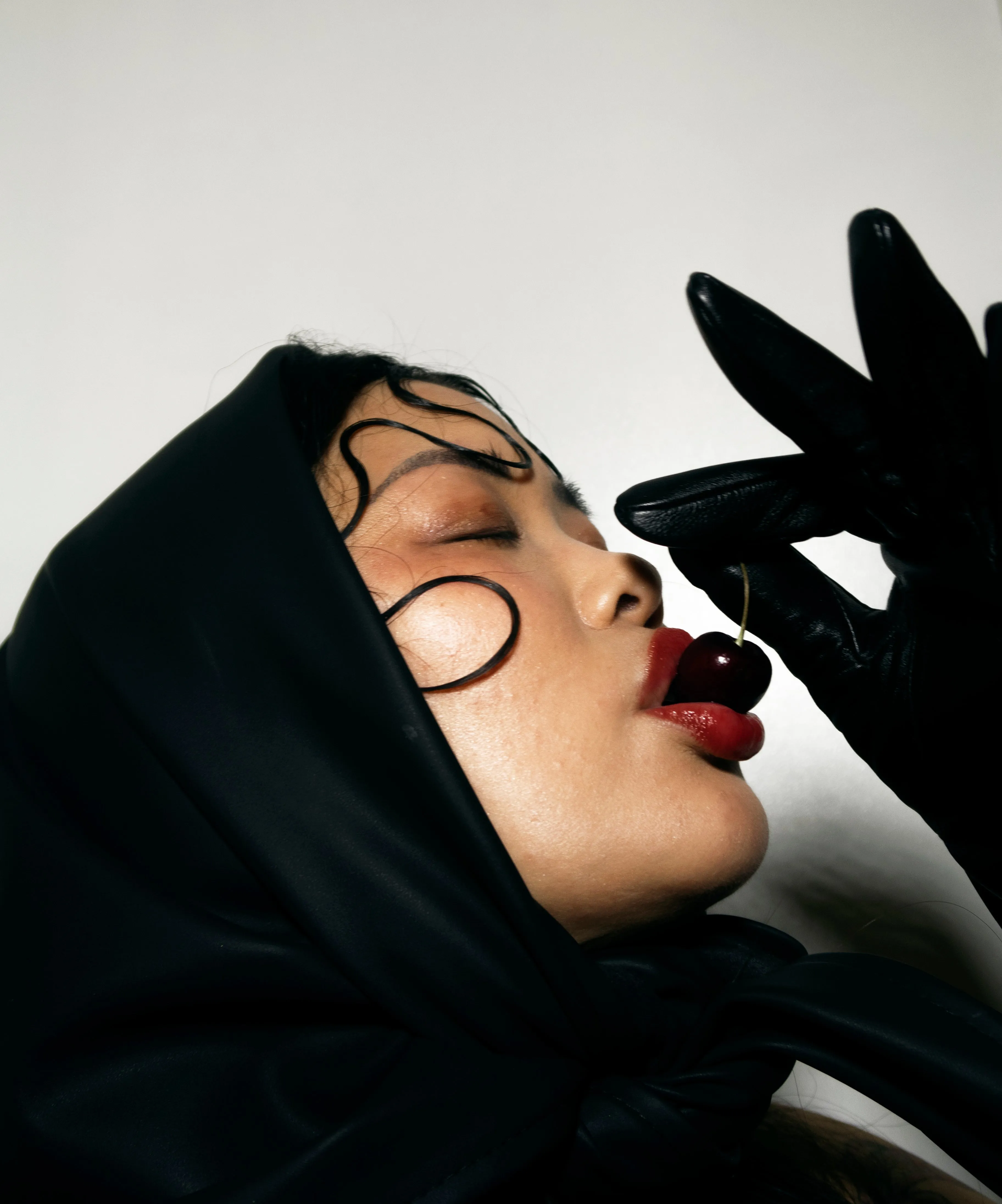 Babushka Scarf • Black