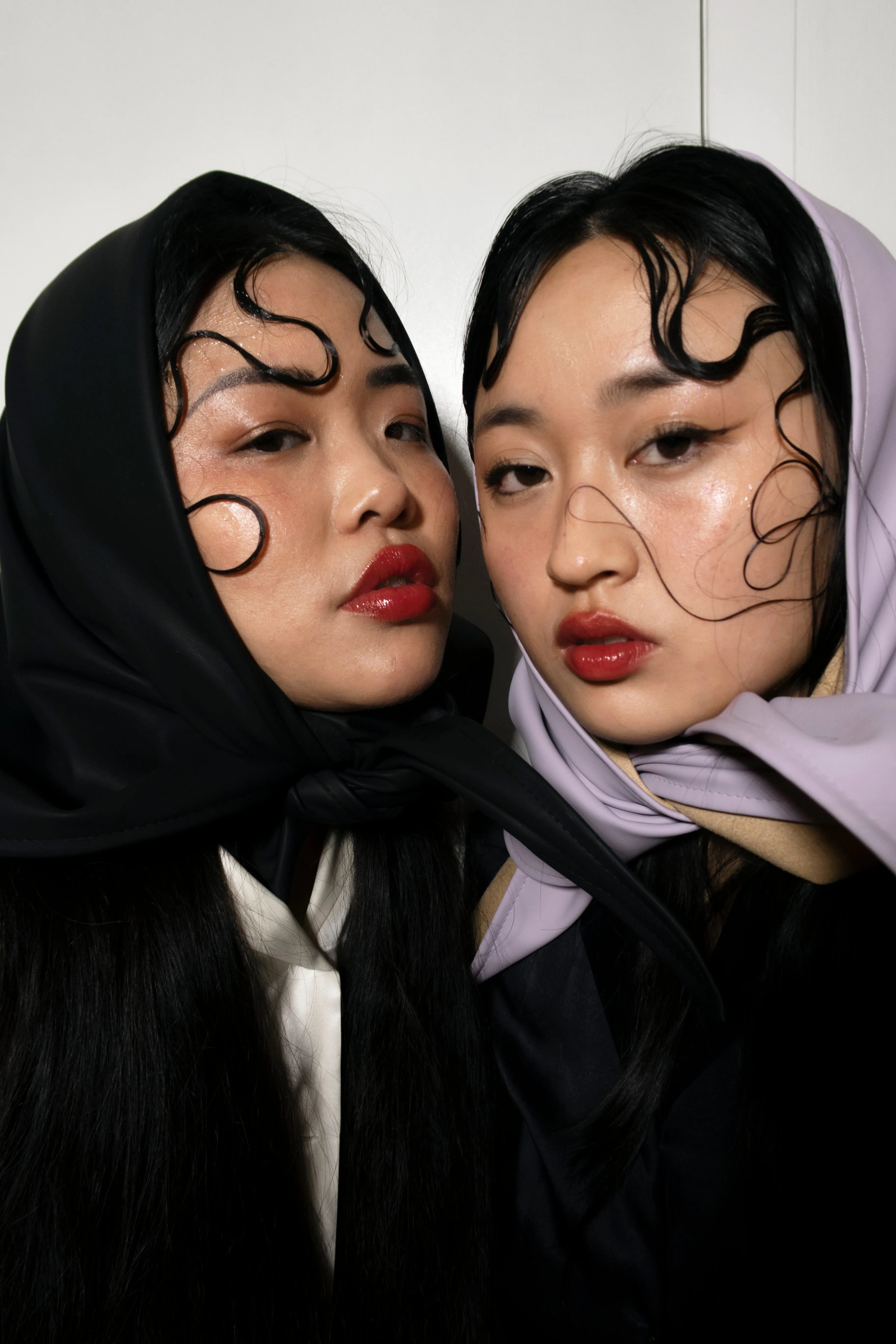 Babushka Scarf • Black