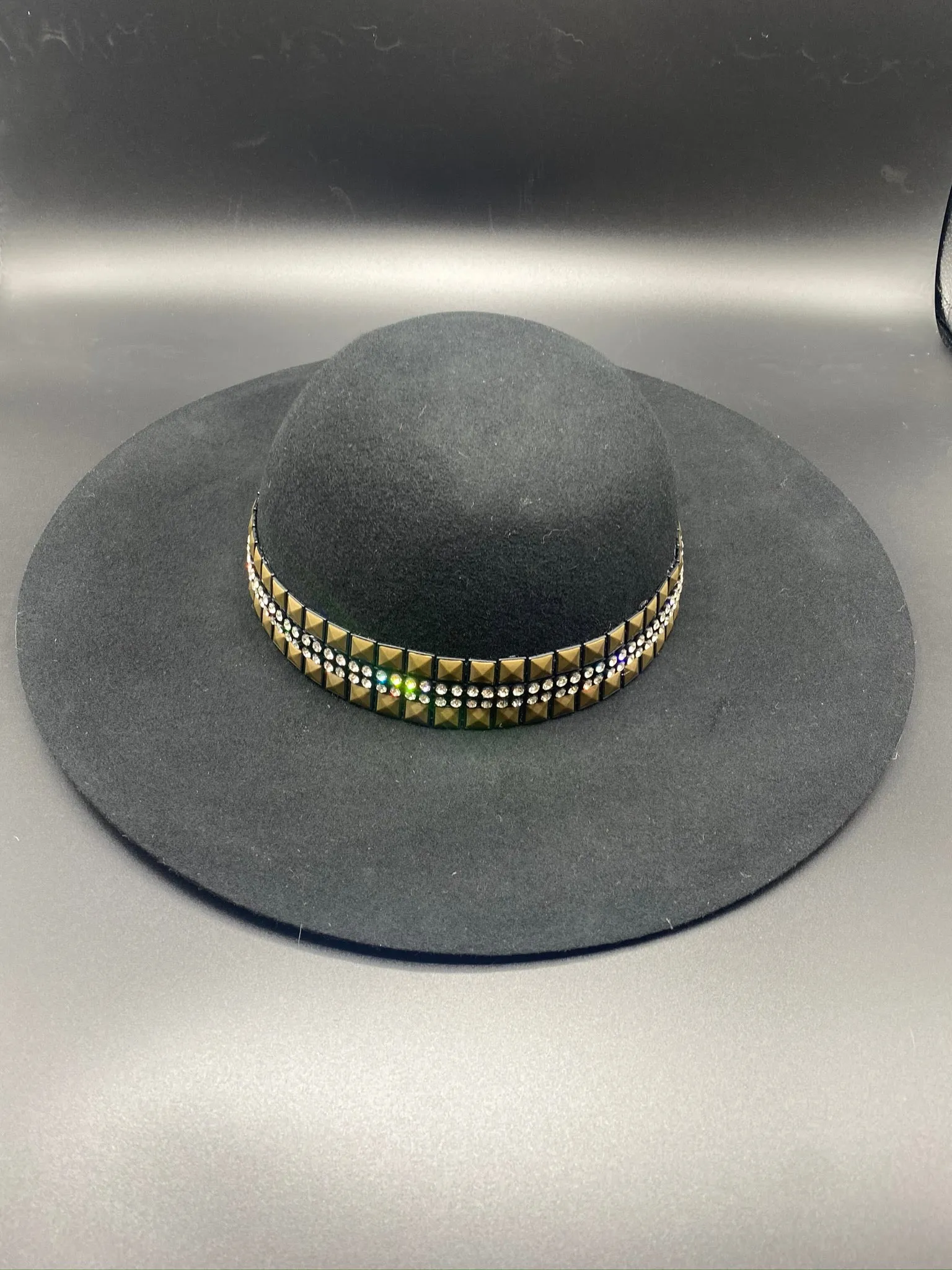 Black Winter  floppy hat