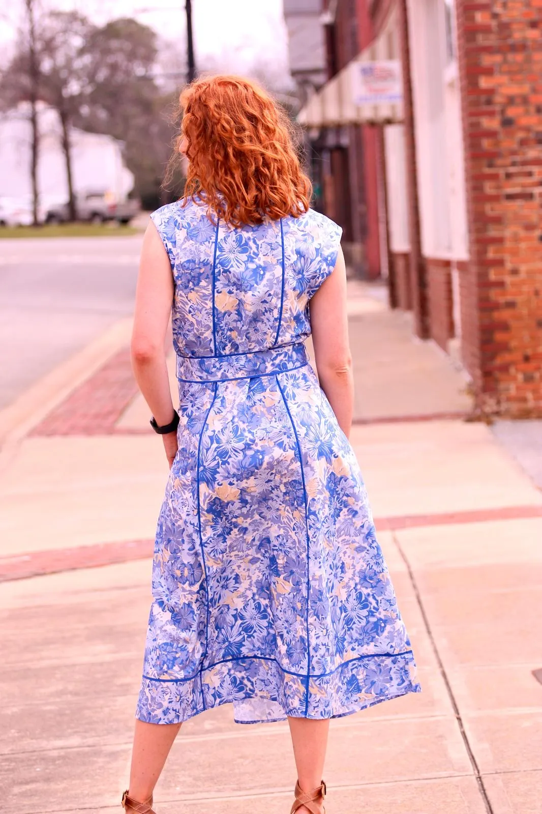 CAP SLEEVE FLORAL MIDI DRESS