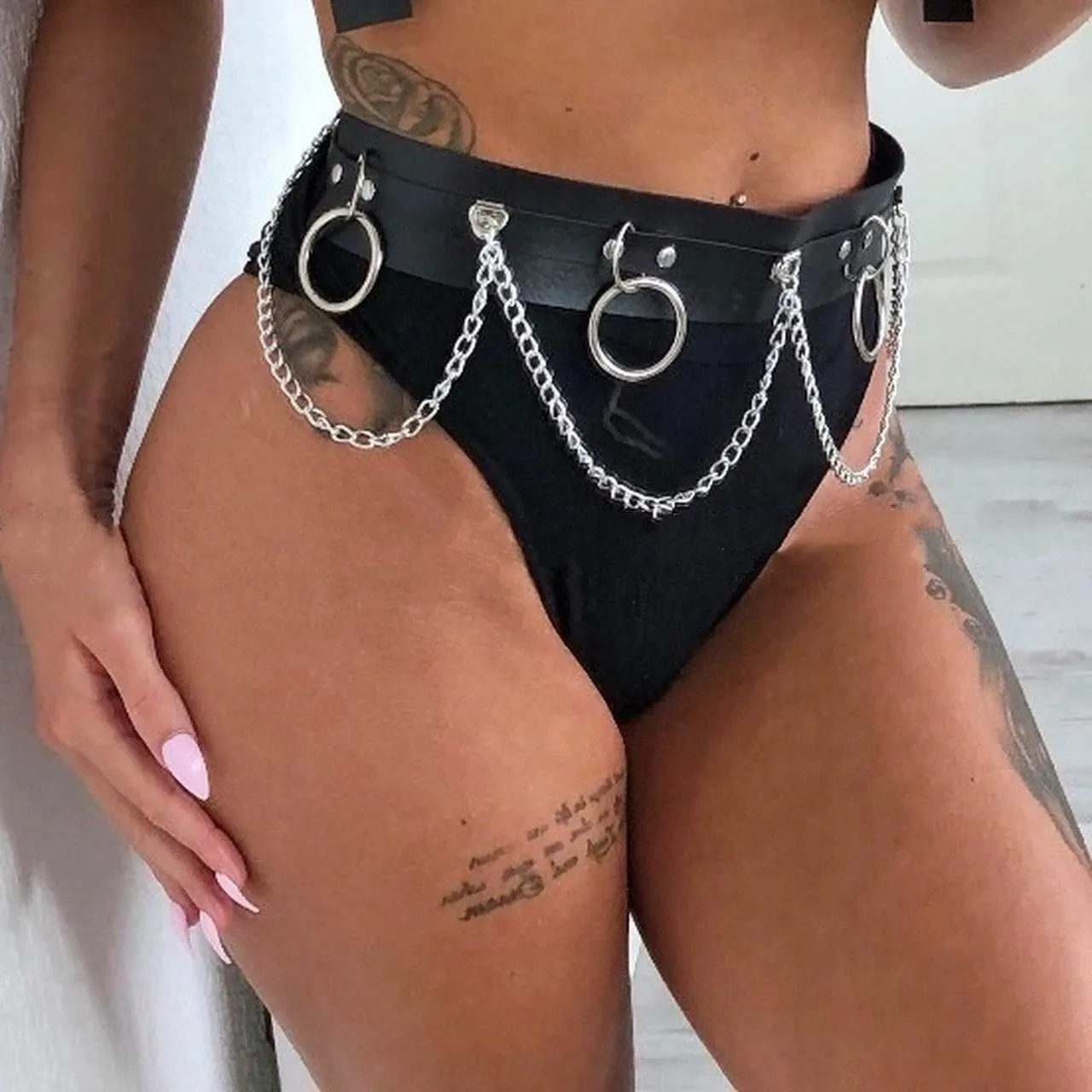Chic Halo Charm Waved Tassel Leather Waist Chain