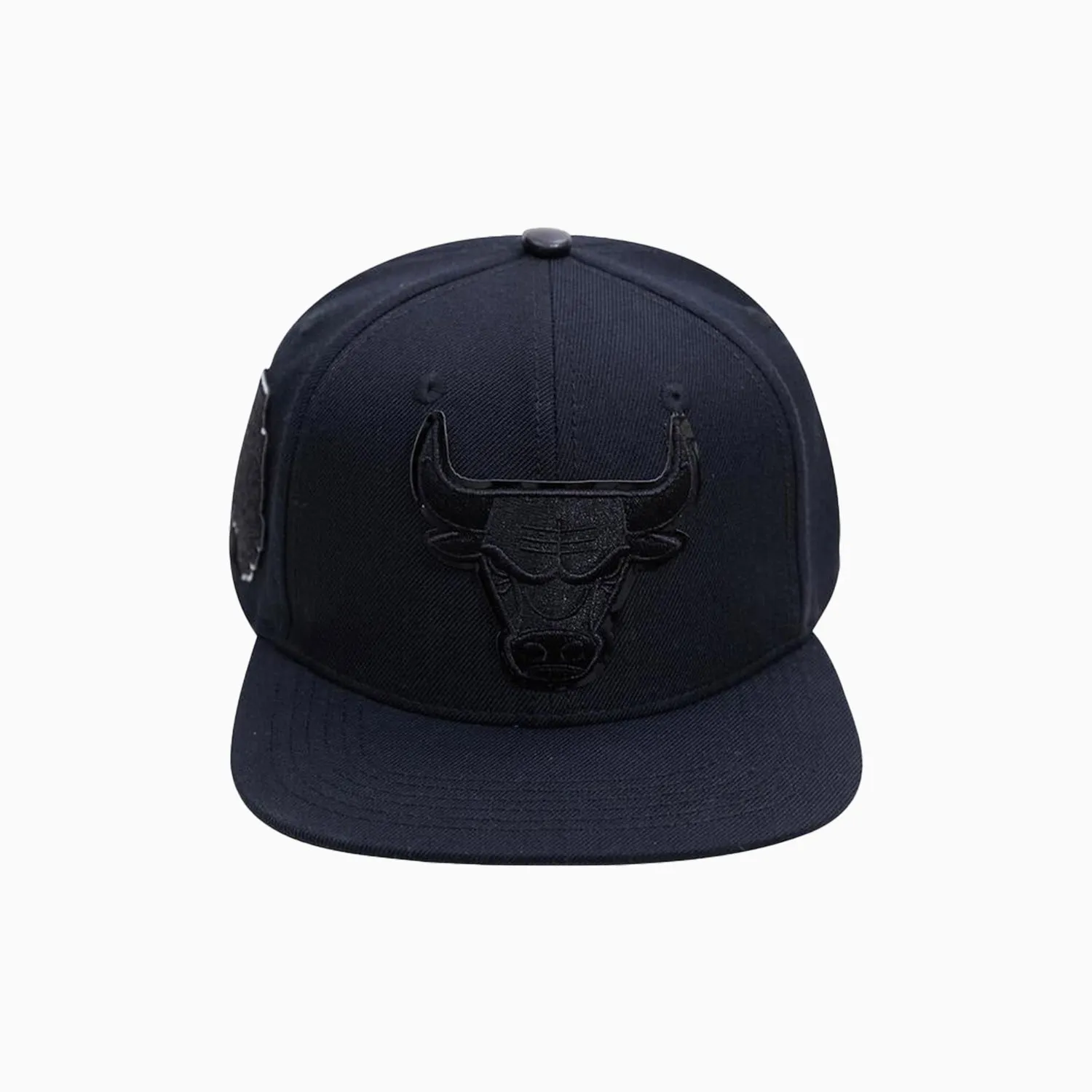 Chicago Bulls Triple Black Logo NBA Snapback Hat
