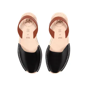 CLASSIC - BLACK/TAN