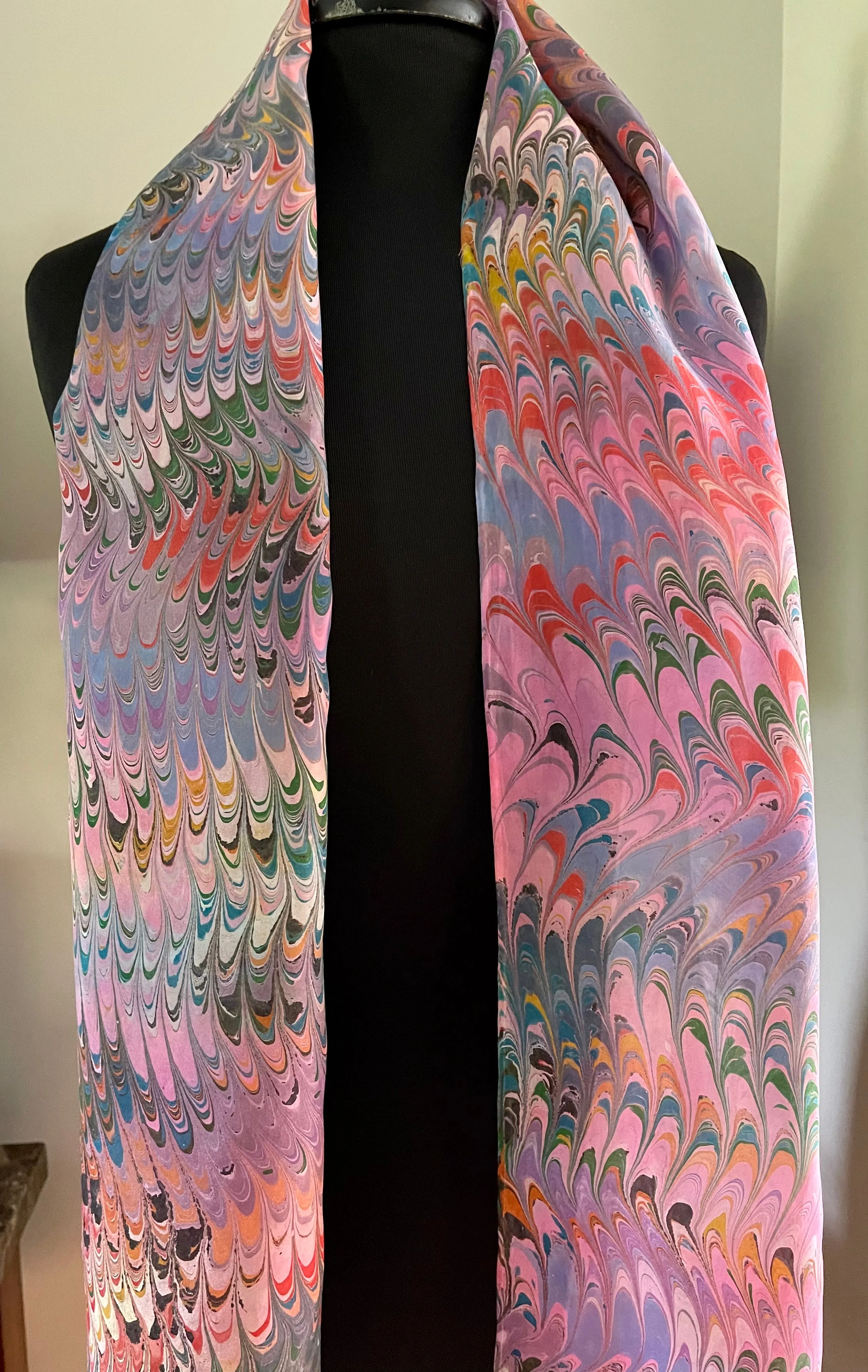 Combed design on multidyed silk.  Water Marbled Habotai Silk 14x72.