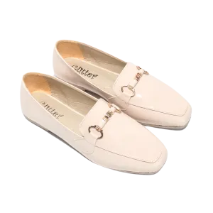 Comfortable Ballerina