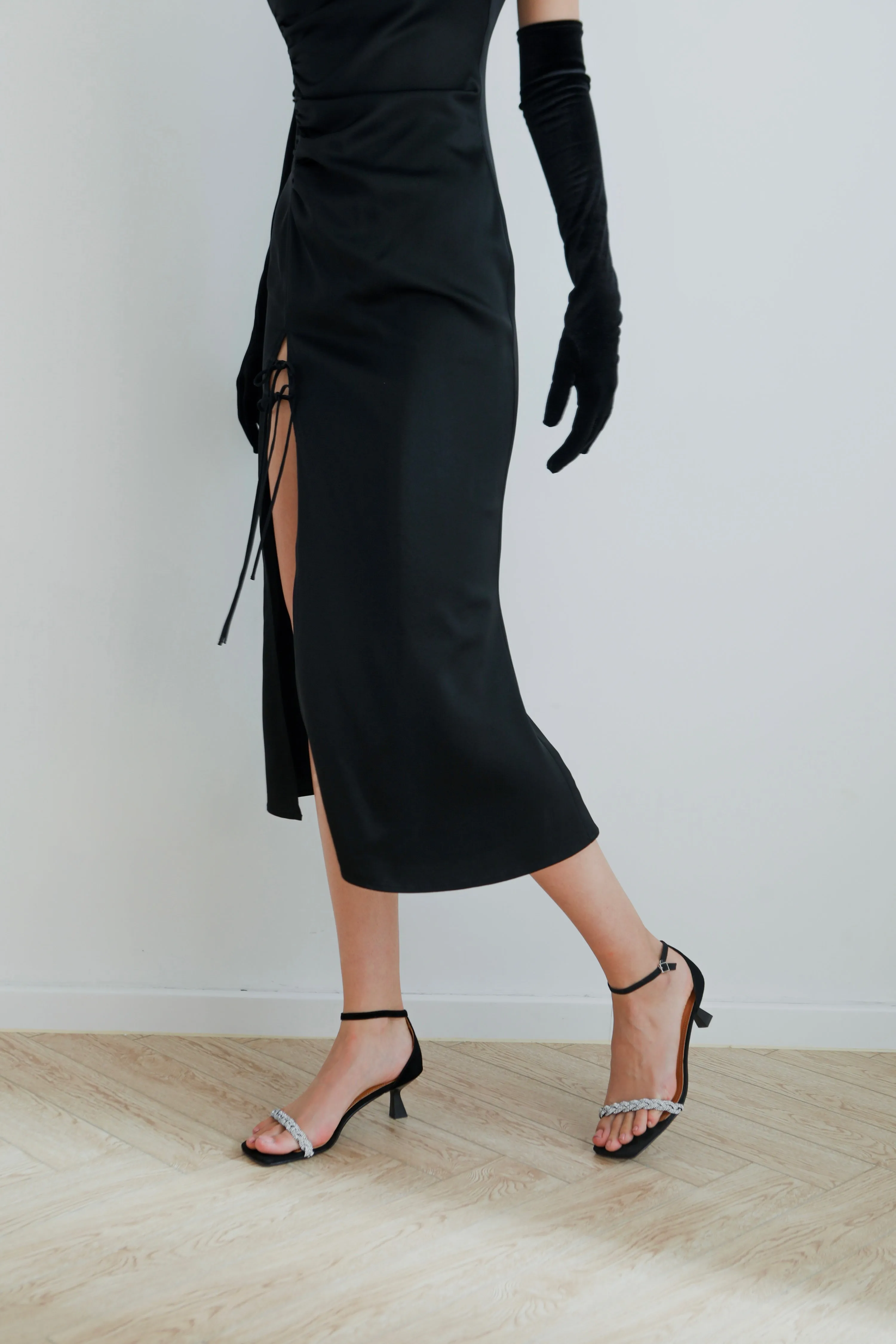 Crystal Leather Sandals-Black