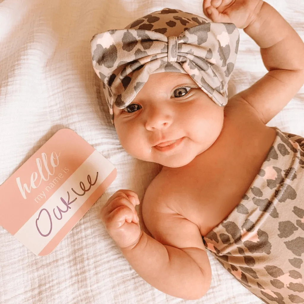 Cutie Cocoon™ - Baby Cocoon & Hat Set