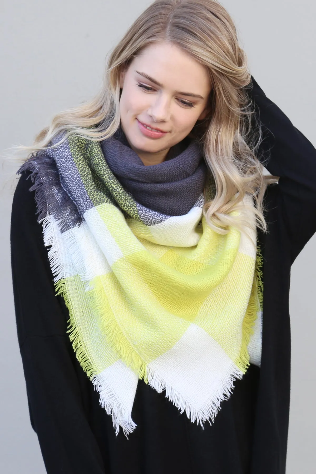 DARK GRAY YELLOW BLANKET FRINGED SCARF
