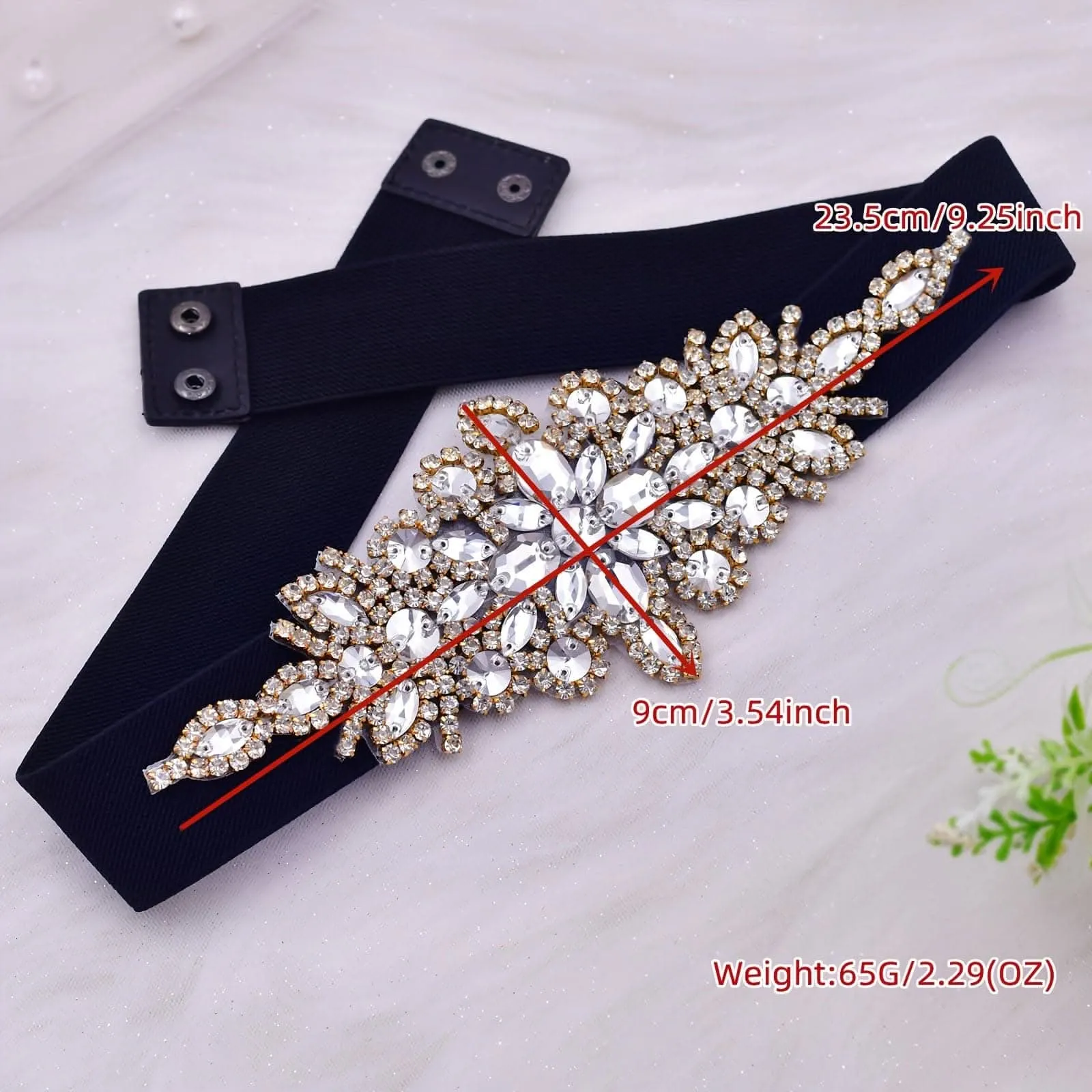 Elegant Rhinestone Waterfall Belt – Golden & Crystal Accents