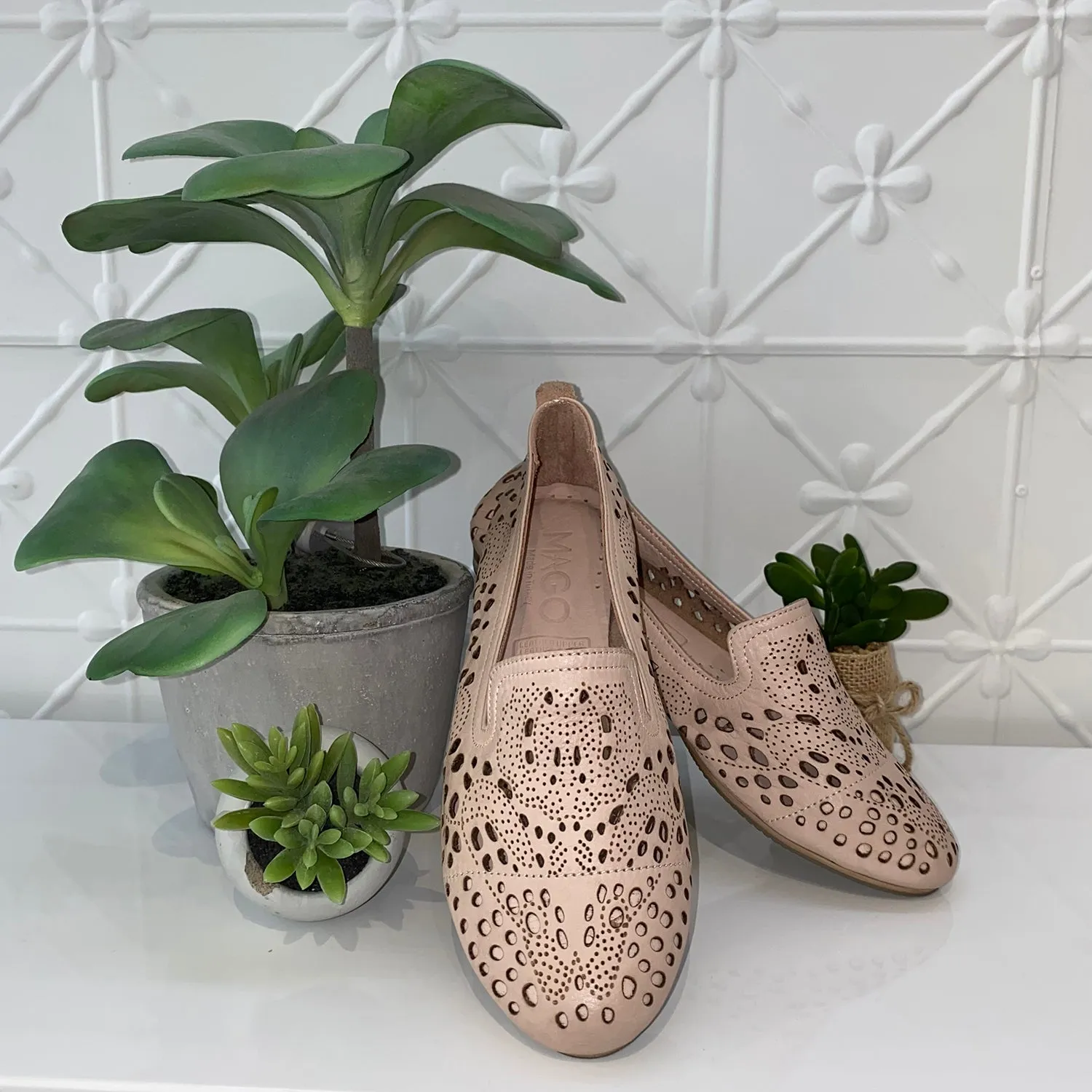 Eornum Flat | Nude | MG1