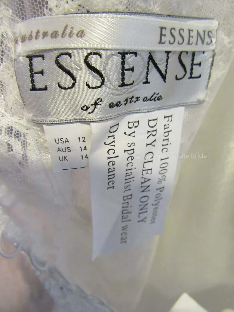 Essense of Australia style D1639