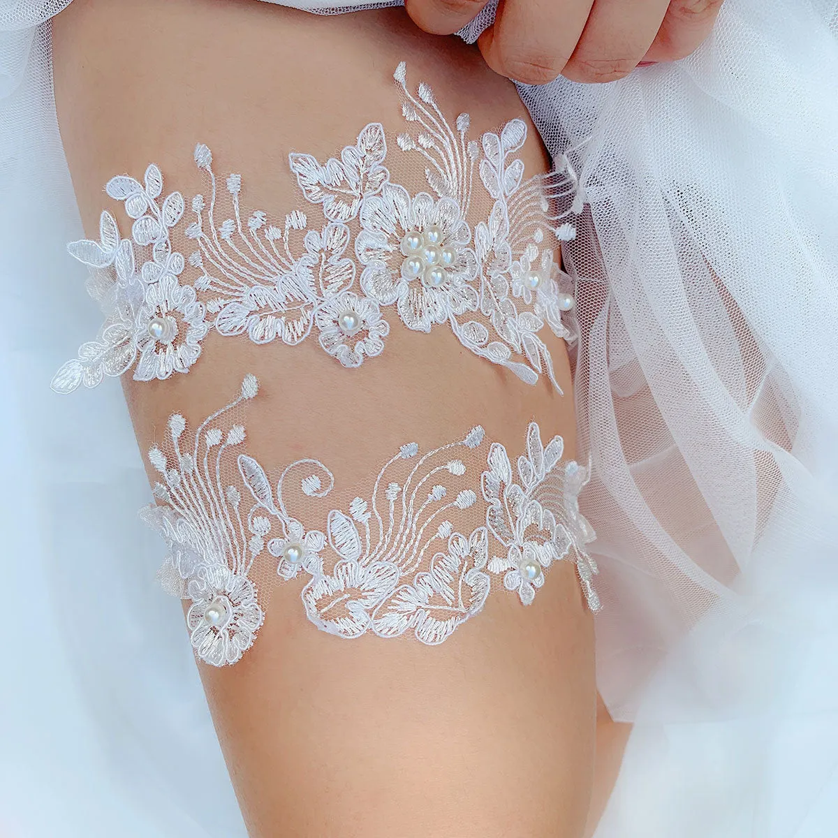 European And American Bridal Lace Garter Belt Blue Pearl Garter Belt Sexy Elastic Leg Loop