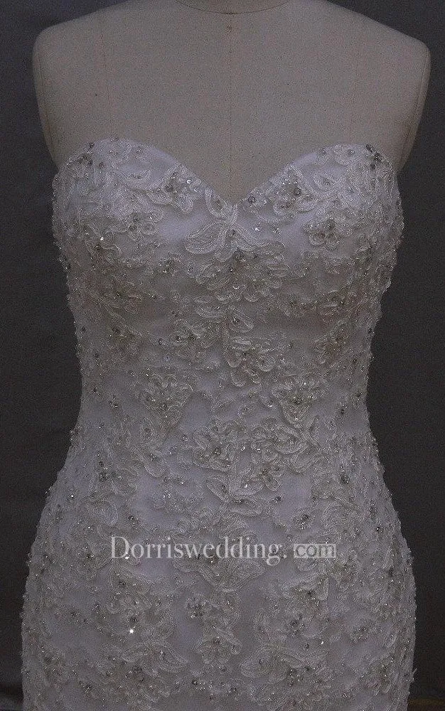 Fit and Flare Sweetheart Lace and Tulle Dress With Lace-Up Back