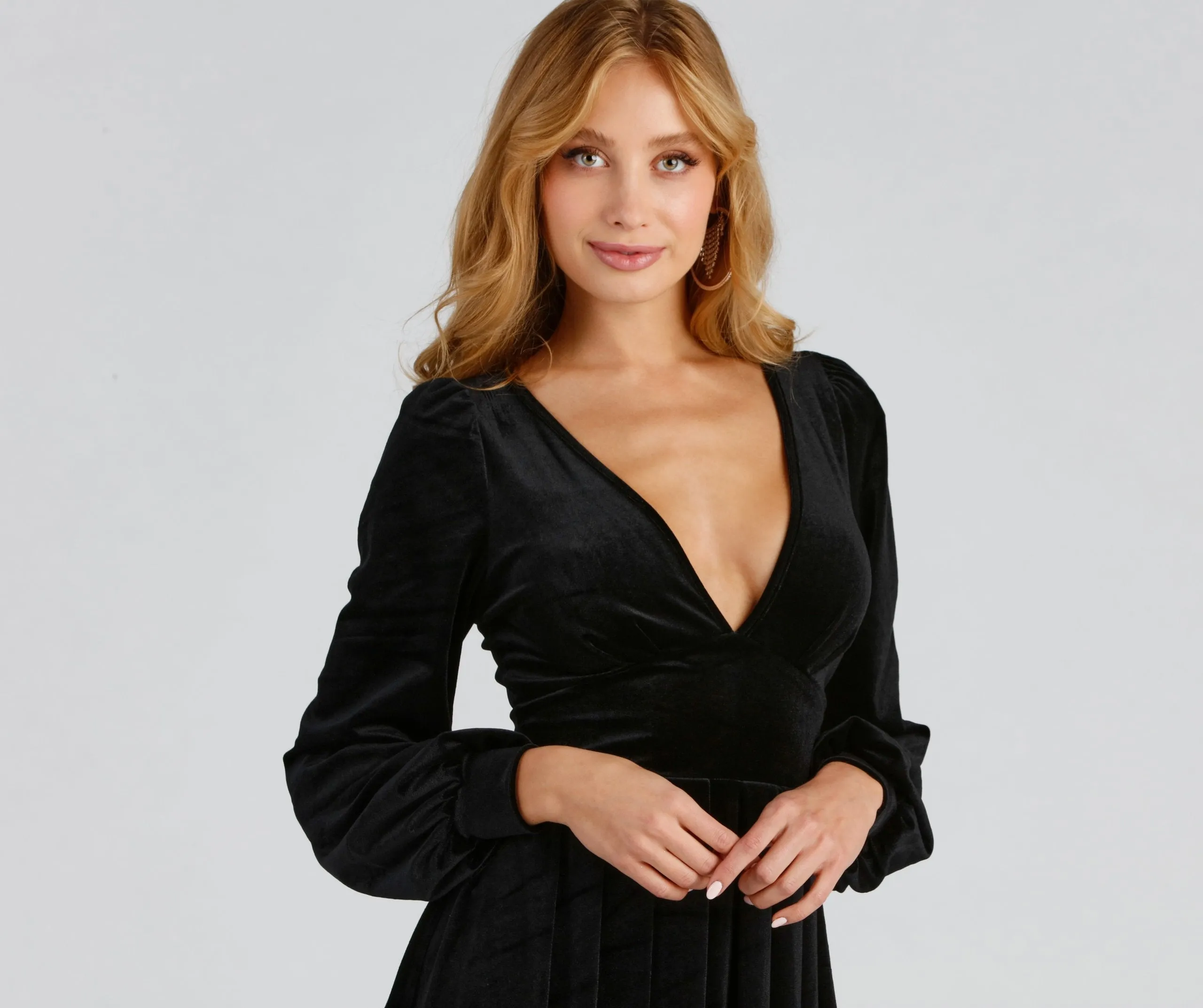 Flirty And Chic Charming Velvet Skater Dress