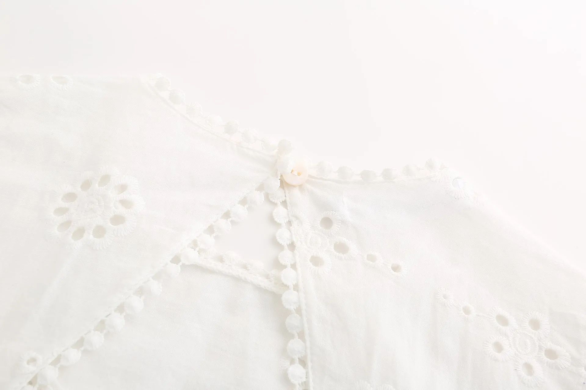 Floral Daisy Backless Ruffled Lace Mini Dresses