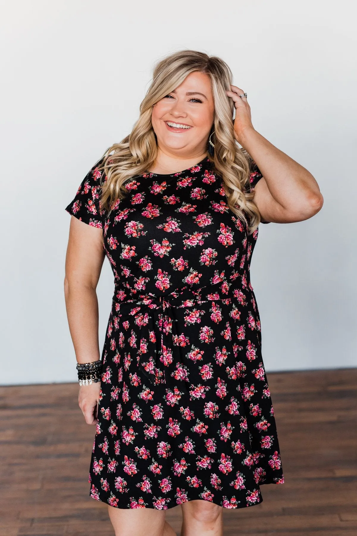 Friendly Feelings Short Sleeve Floral Dress- Black