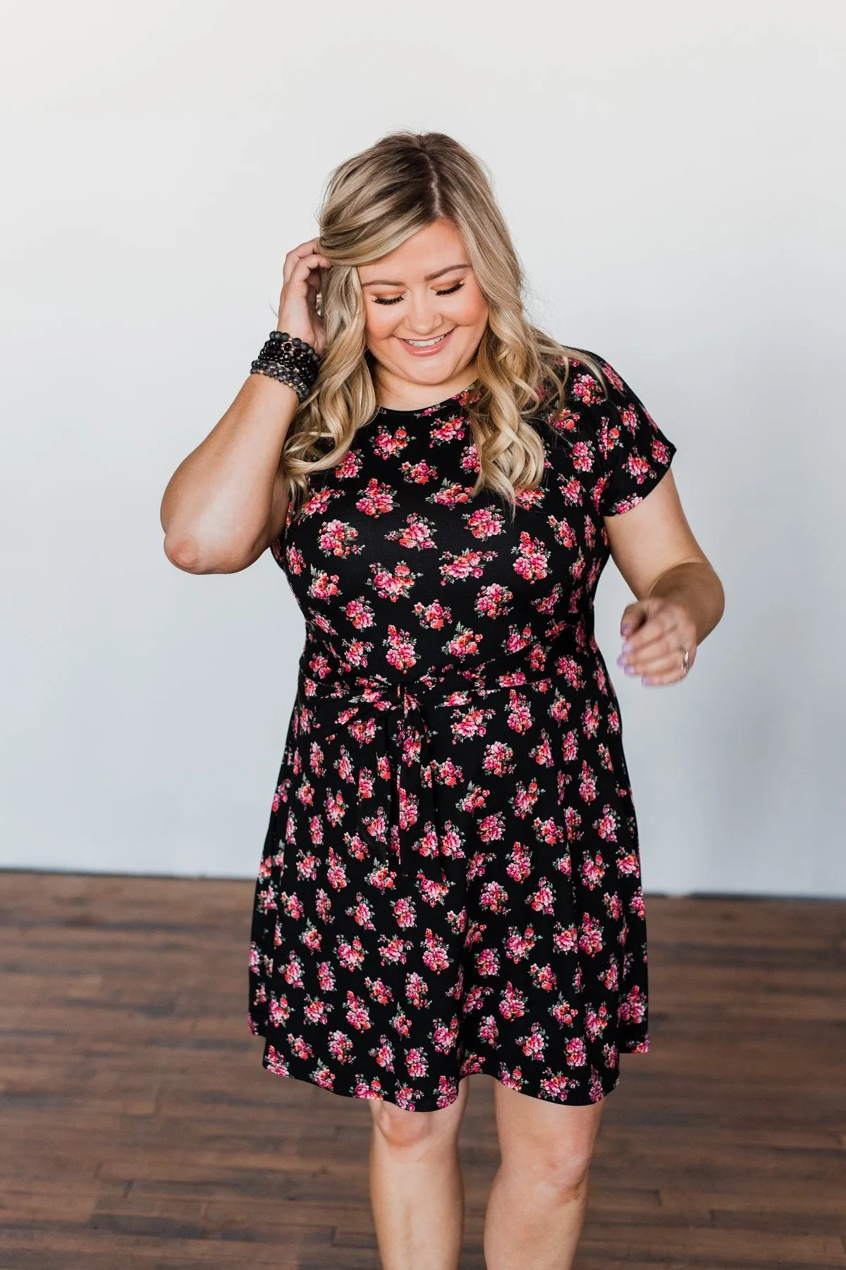 Friendly Feelings Short Sleeve Floral Dress- Black