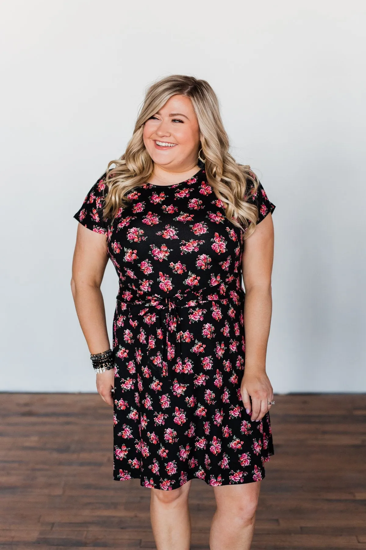 Friendly Feelings Short Sleeve Floral Dress- Black