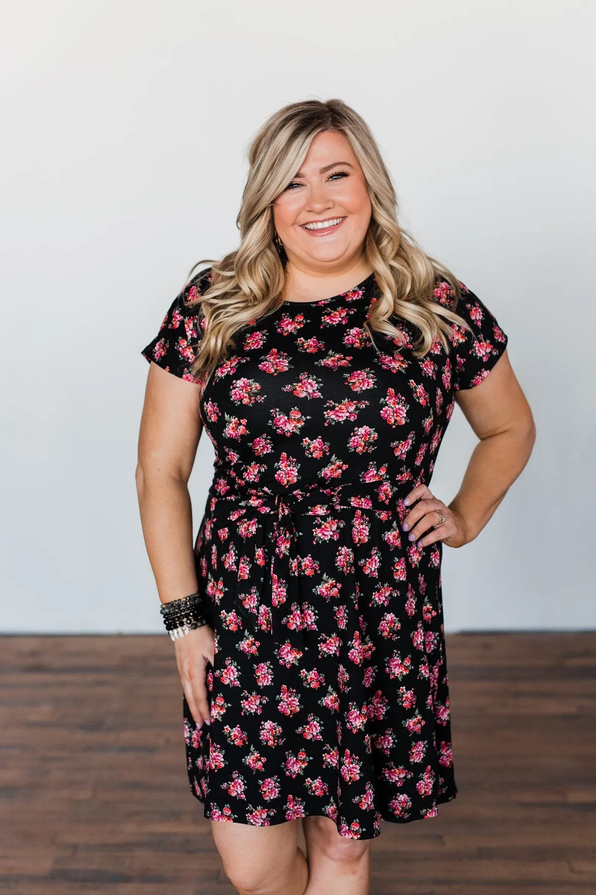 Friendly Feelings Short Sleeve Floral Dress- Black