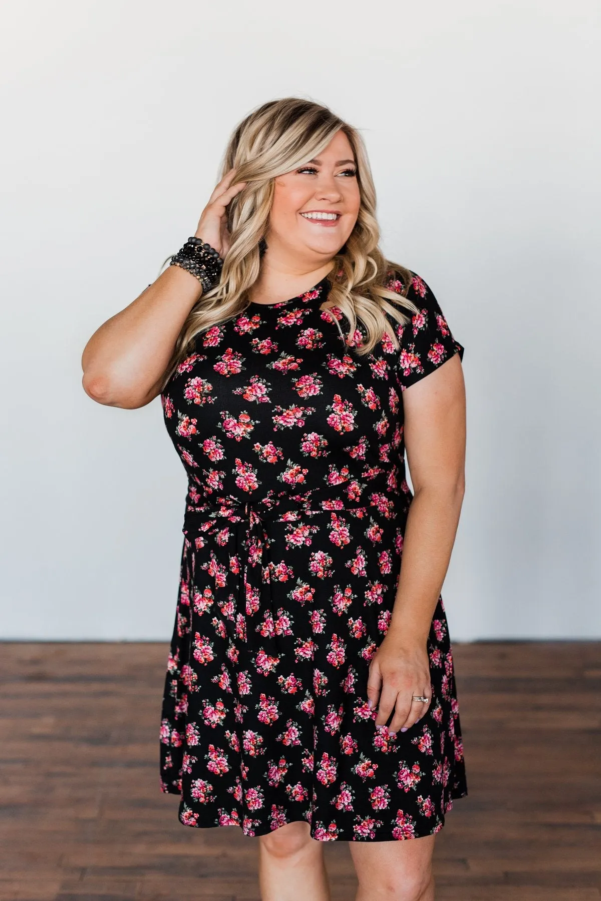 Friendly Feelings Short Sleeve Floral Dress- Black