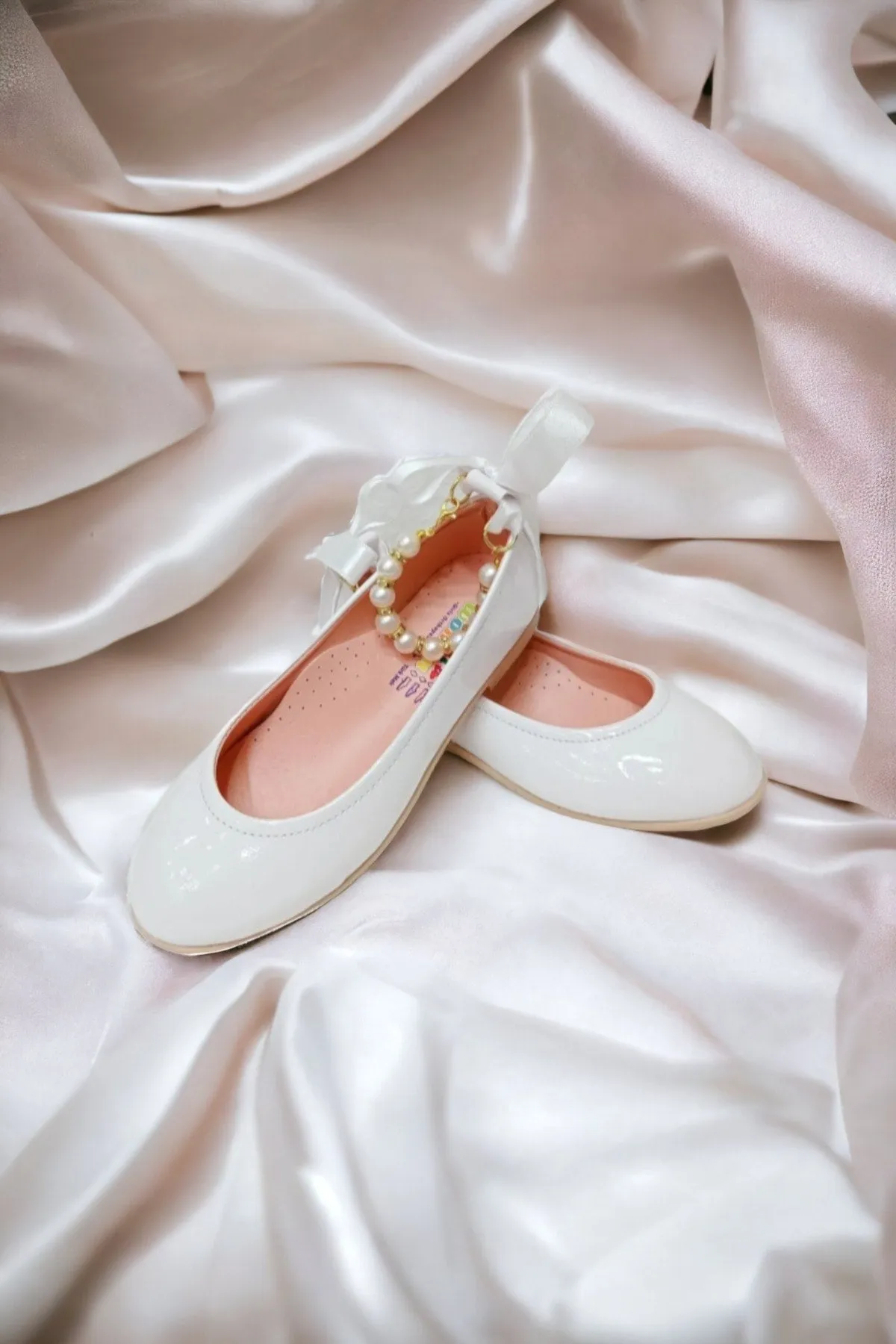 Girl's pearl flat ballet White patent leather