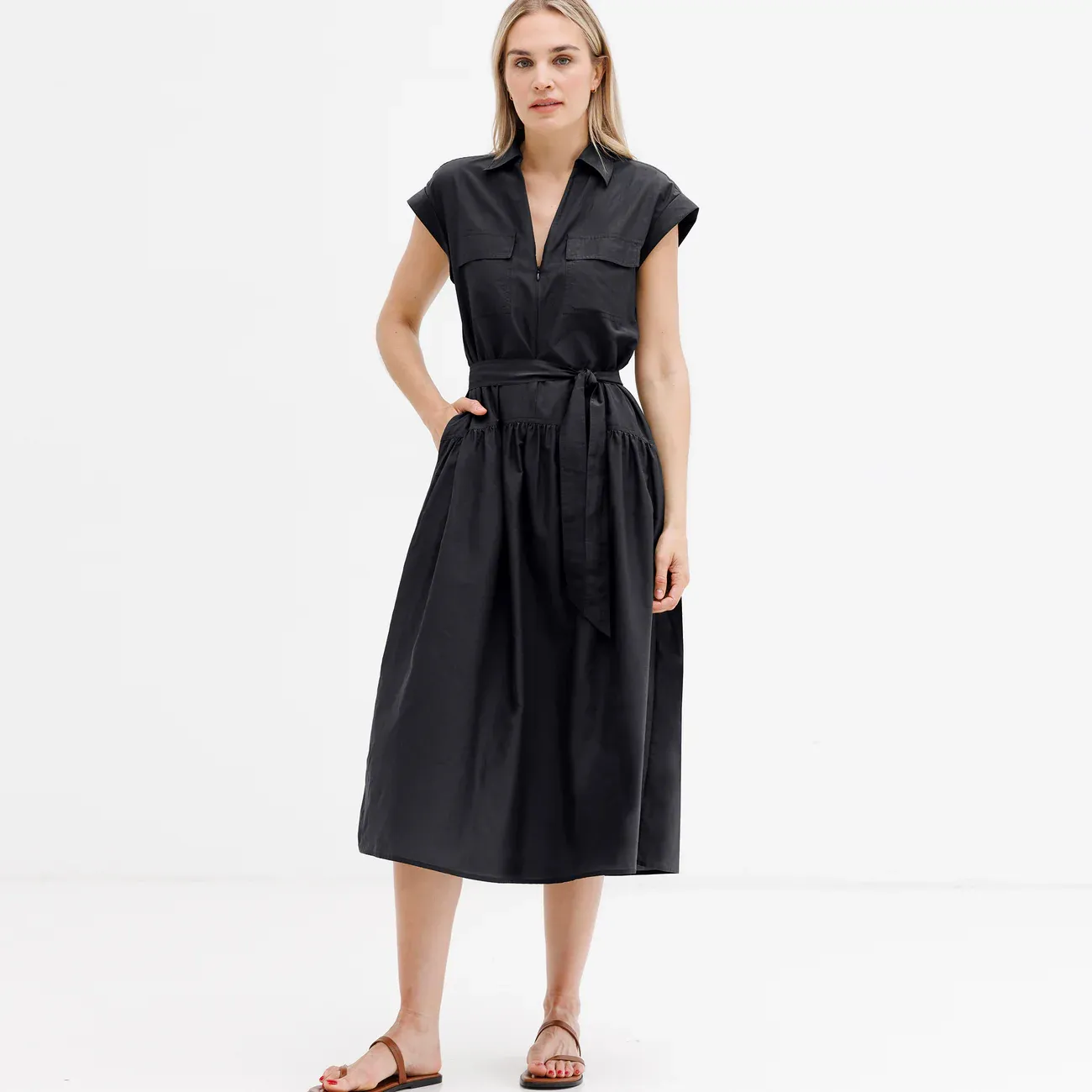 GO ZIPLINE DRESS IN WASHED BLACK