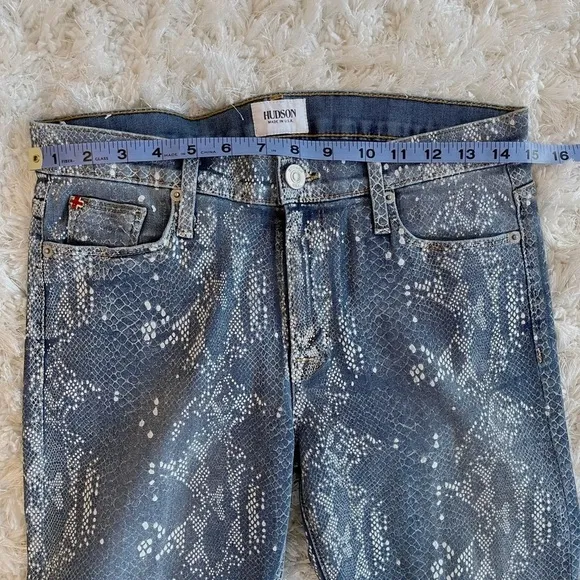 Hudson snake print super skinny jeans size 28