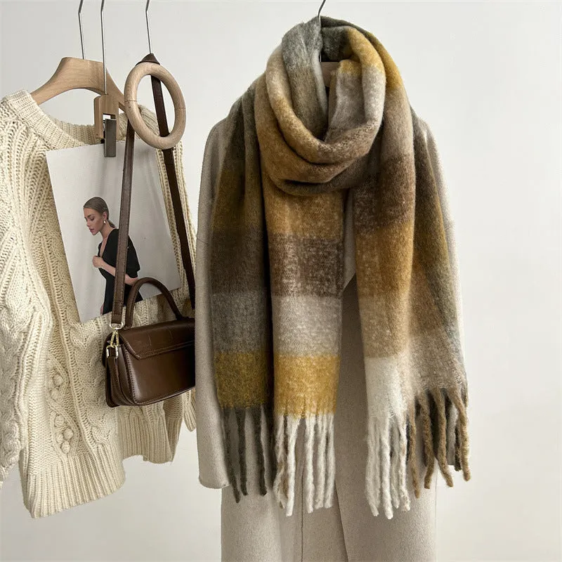 Lois - Stylish Knitted Woman's Scarf