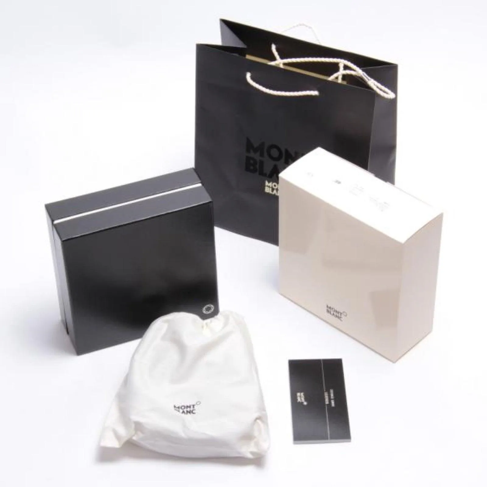 Montblanc Elegant Belt 30mm Food Food Adjustable Raversible Black/Marrone Sartorial 113834
