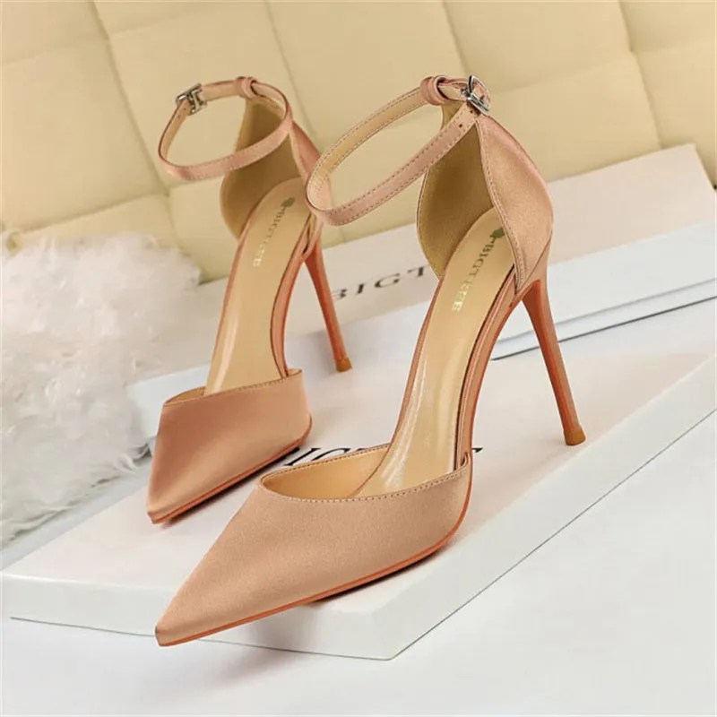 New Elegant Stylish Silk Glitter Blue Heels Pumps