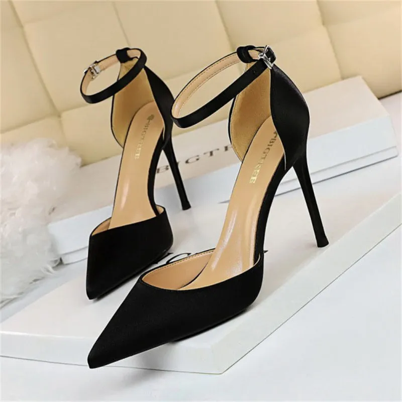 New Elegant Stylish Silk Glitter Blue Heels Pumps