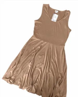 Nicki - Solid Pale Brown