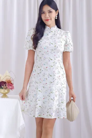 Nico Floral Eyelet Oriental Collar Sleeved Dress In White