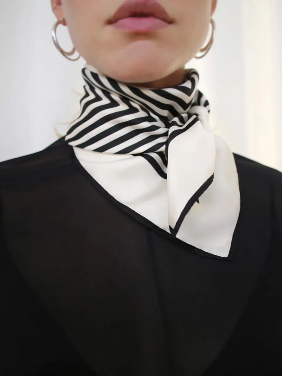 No. 1 - Cream & Black - 65cm