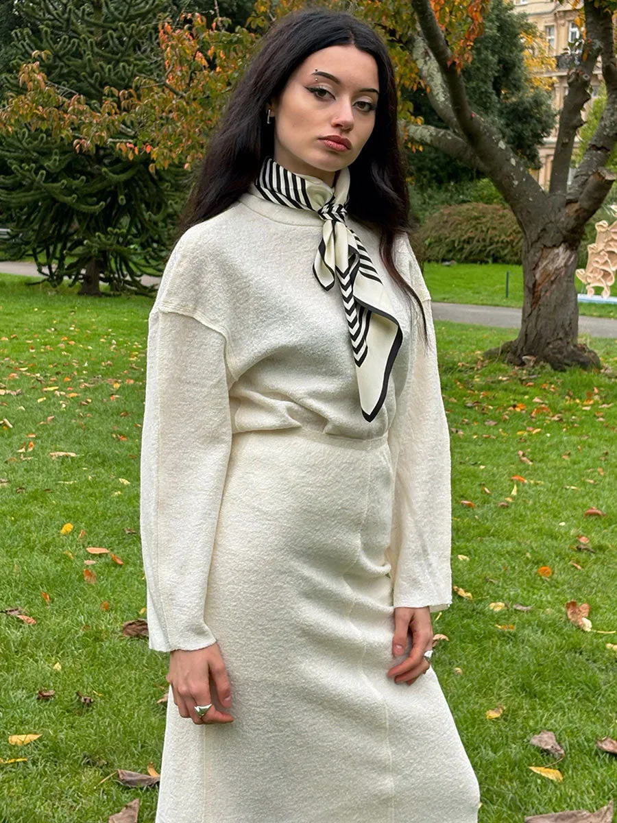 No. 1 - Cream & Black - 65cm