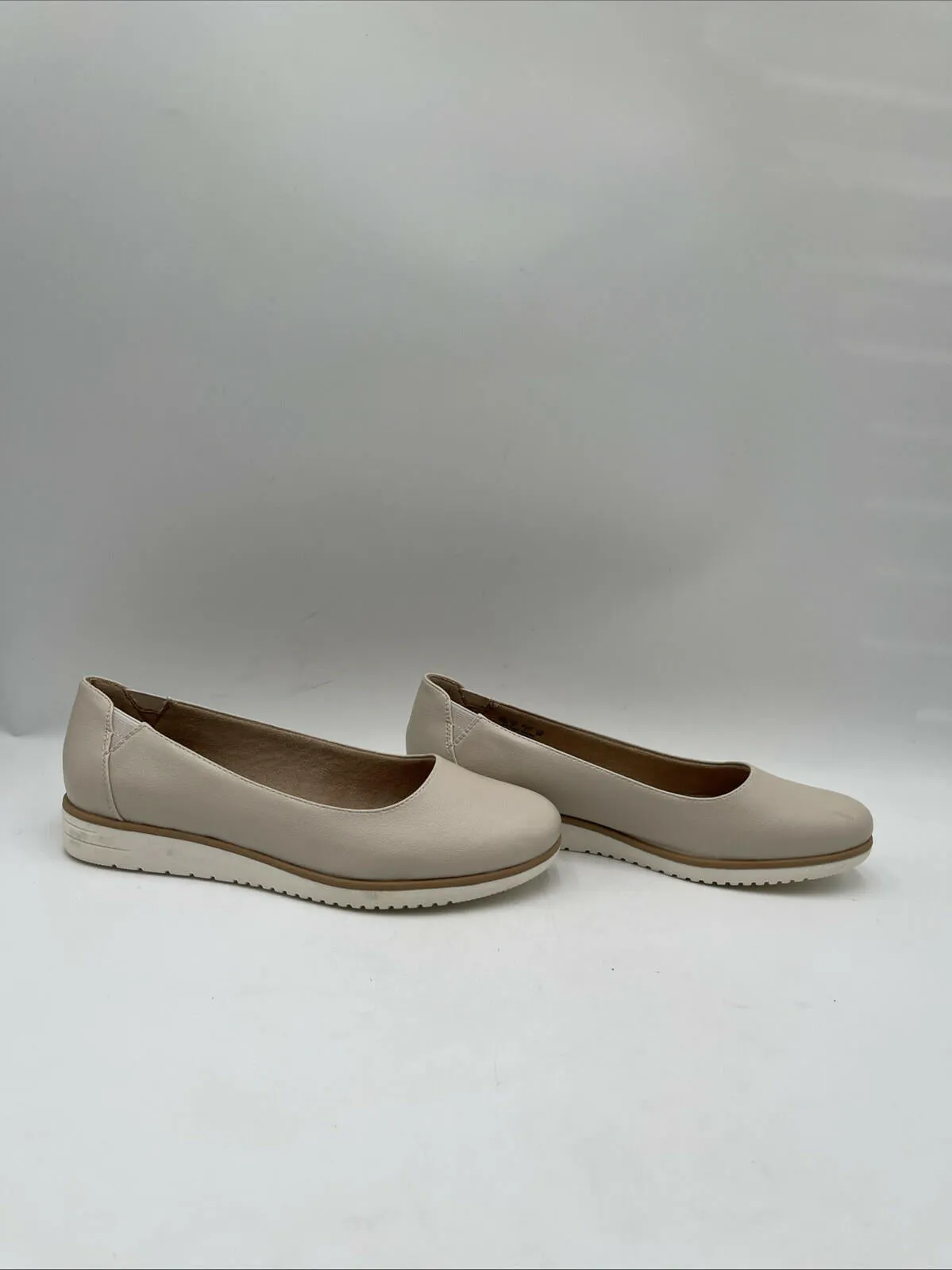 NWB SOUL Naturalizer Women's Idea Ballet Flats White Size 10W