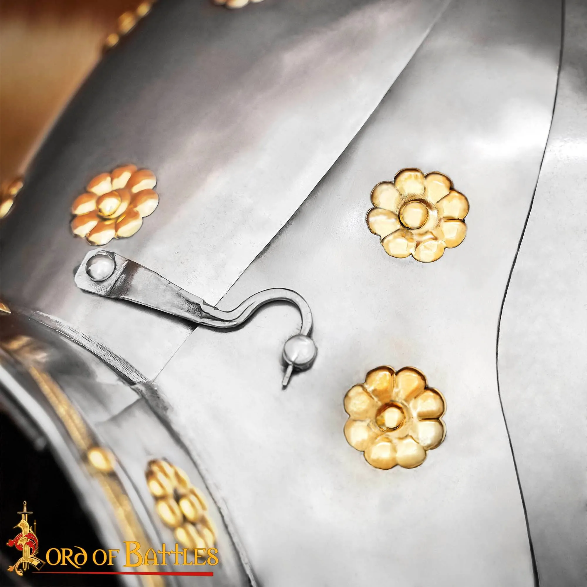 Round Medieval Brass Studs - 8 petals round flowers