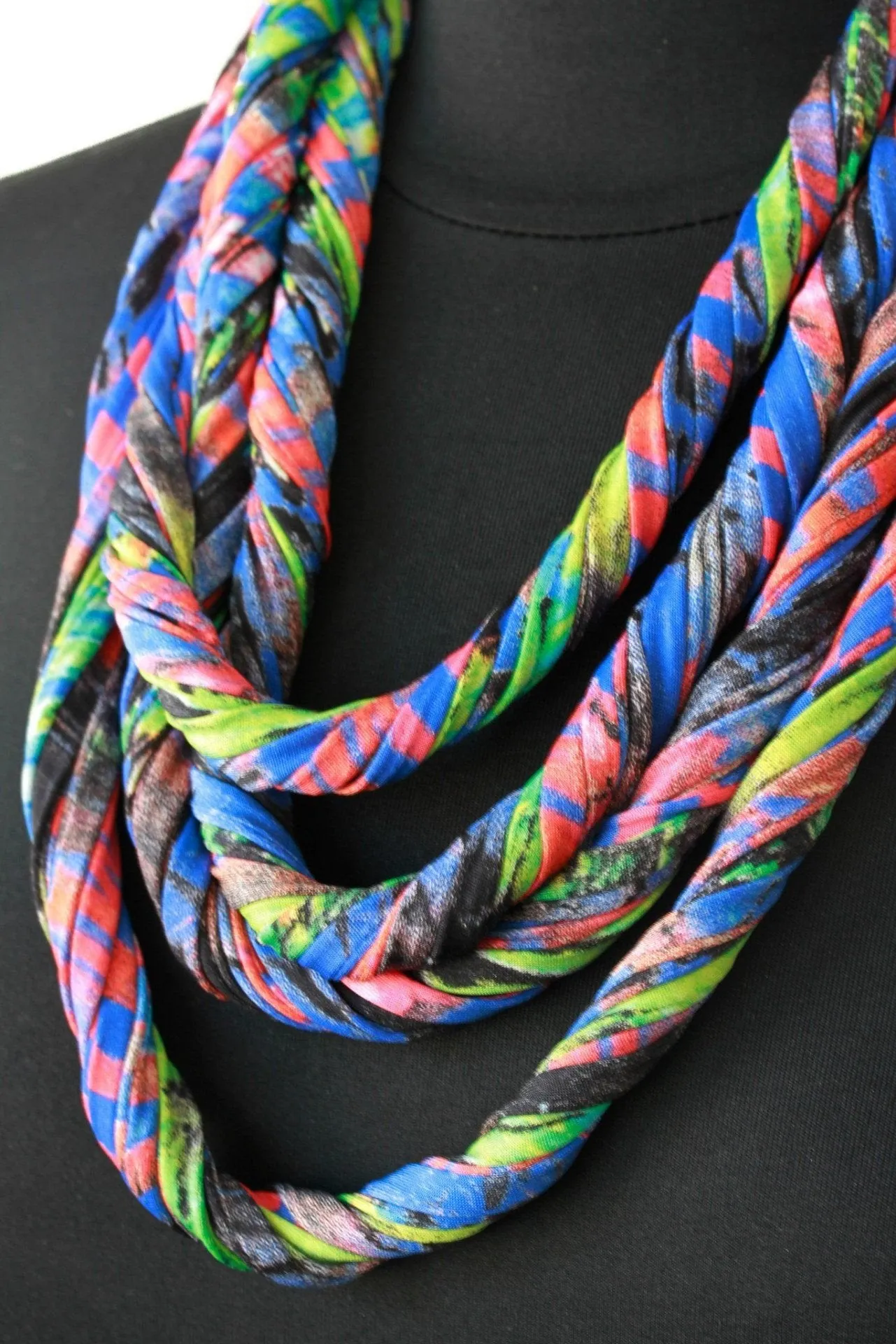 Scarf Necklace in Blue, Red and Green 'Amazonia'