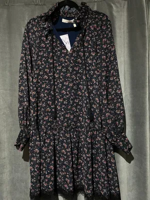 See By Chloe Floral 3/4 Sleeve Ruffle Bottom Lace trim Dress