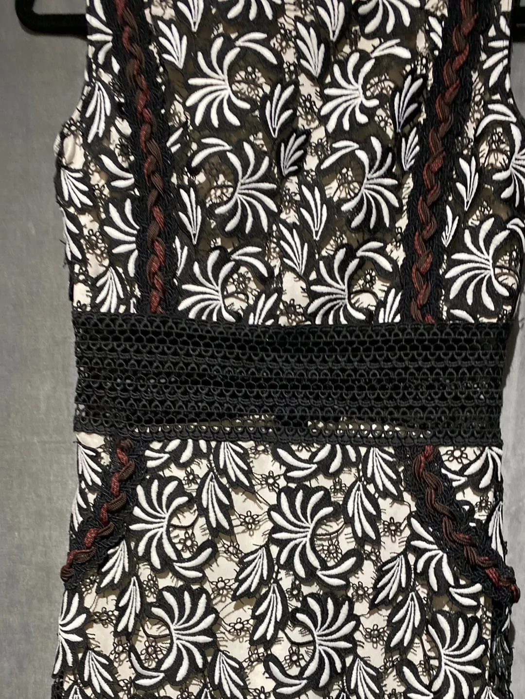Self-Portrait Sleeveless Crew Neck Black and White Floral Straight Midi Dress